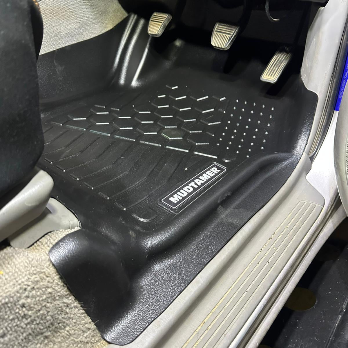 Toyota Landcruiser 100/105 Series 1998-2007 | MUDTAMER Floor Mats