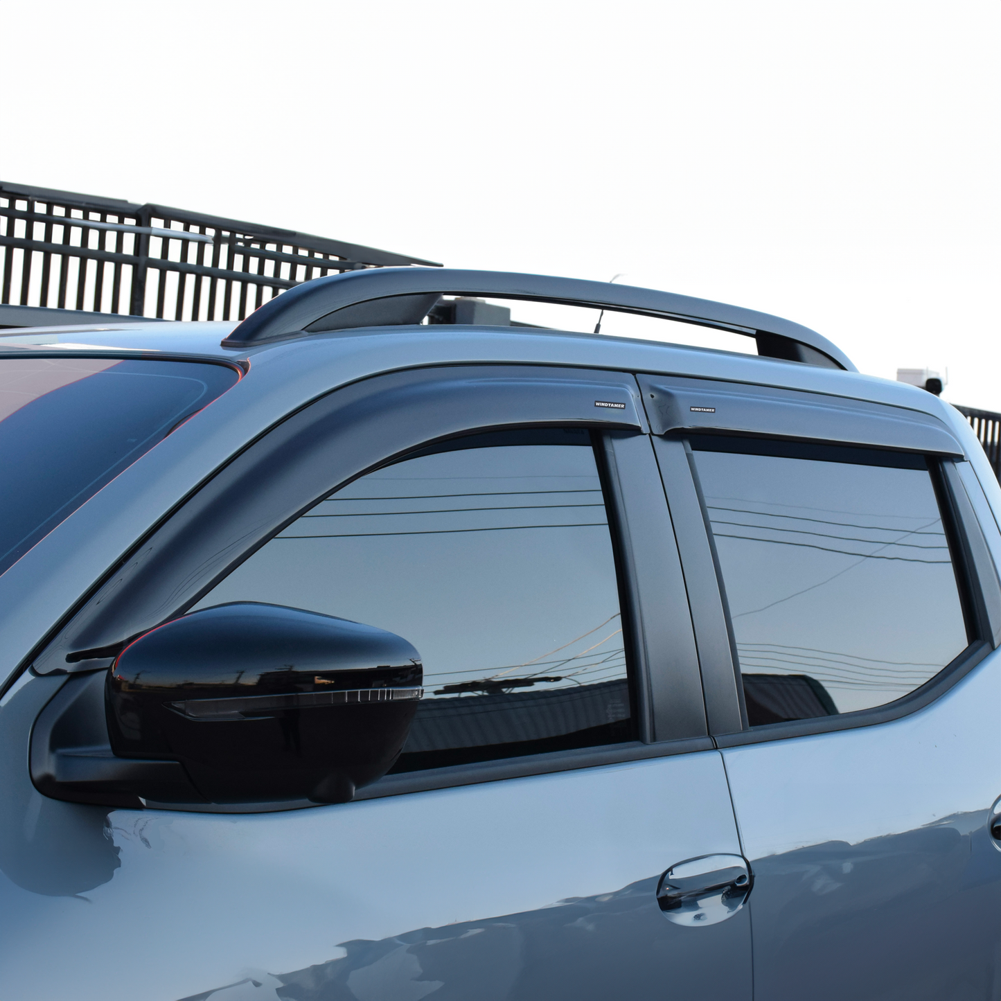 Nissan Navara 2021+ Double Cab | MUDTAMER Weathershields